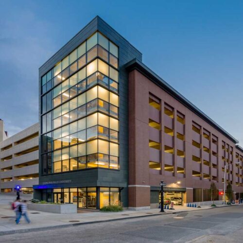 Johnson & Wales University<br>Parking Garage<h5>Providence, RI