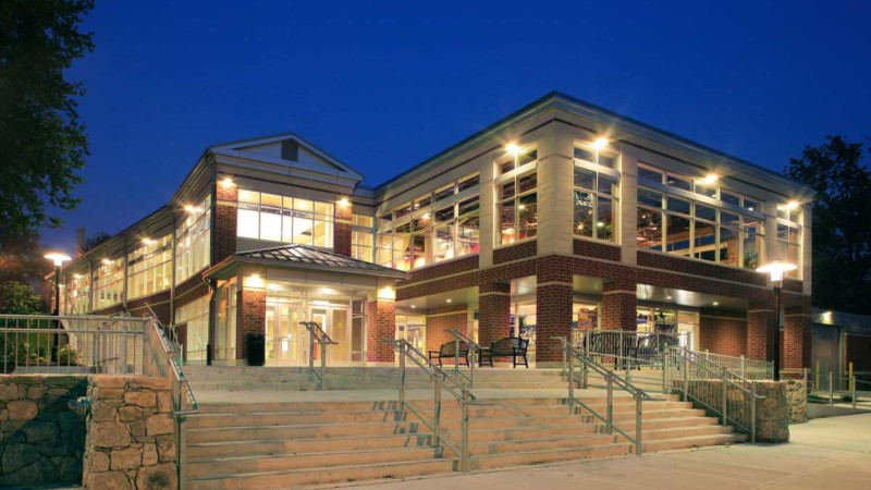 uri university of rhode island hope commons dining hall building exterior LEED silver certified