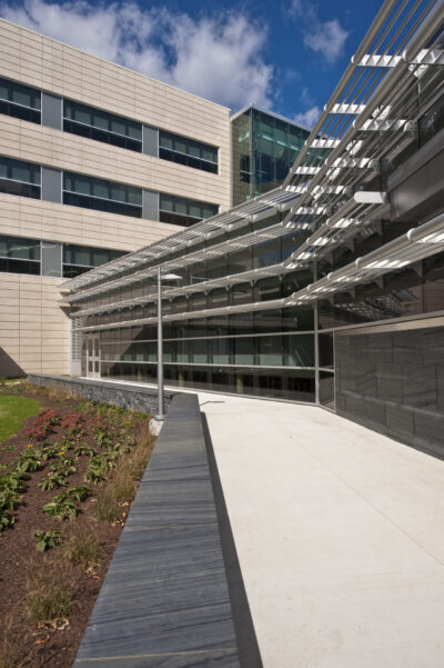 Client: Dimeo (401) 781-9800 | Vision 3 Architects (401) 461-7771 | FM Global (401) 275-3000
Project: FM Global New World Headquarters in Johnston, RI
For more information Contact Gregg Shupe 508-877-7700 www.Shupestudios.com