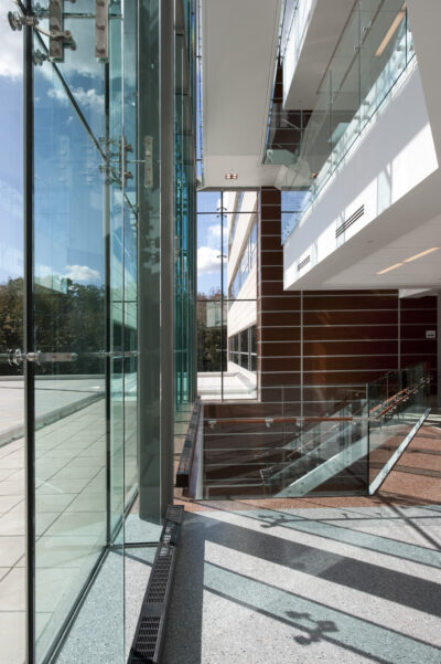 Client: Dimeo (401) 781-9800 | Vision 3 Architects (401) 461-7771 | FM Global (401) 275-3000
Project: FM Global New World Headquarters in Johnston, RI
For more information Contact Gregg Shupe 508-877-7700 www.Shupestudios.com